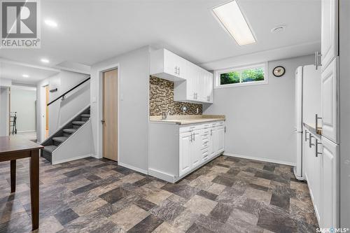 313 Bate Crescent, Saskatoon, SK - Indoor Photo Showing Kitchen