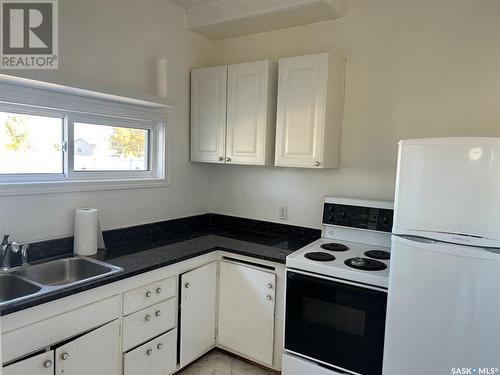 300 Princess Street, Imperial, SK - Indoor Photo Showing Kitchen With Double Sink