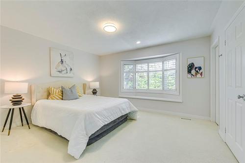 341 Acacia Court, Oakville, ON - Indoor Photo Showing Bedroom