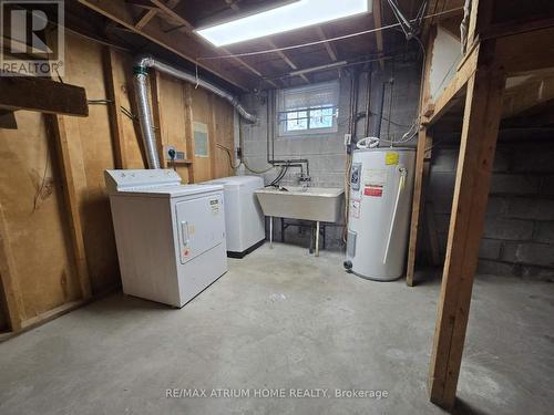 6 Abercorn Road, Markham (Bullock), ON - Indoor Photo Showing Laundry Room