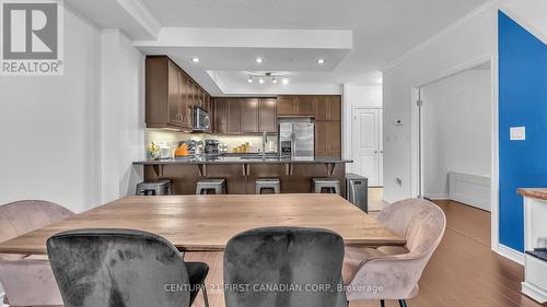 1010 - 330 Ridout Street N, London, ON - Indoor Photo Showing Dining Room