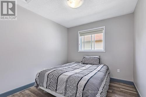 93 Dyer Drive, Wasaga Beach, ON - Indoor Photo Showing Bedroom