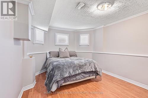 93 Dyer Drive, Wasaga Beach, ON - Indoor Photo Showing Bedroom