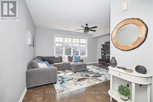 17 - 1401 Plains Road E, Burlington (Freeman), ON - Indoor Photo Showing Living Room