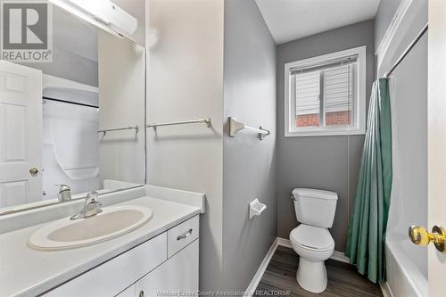 1478 Westcott Unit# Upper, Windsor, ON - Indoor Photo Showing Bathroom