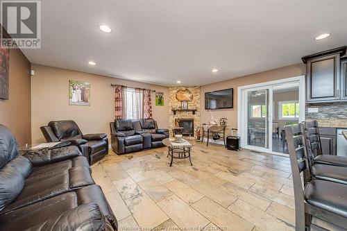 2264 Dandurand Boulevard, Windsor, ON - Indoor Photo Showing Living Room With Fireplace