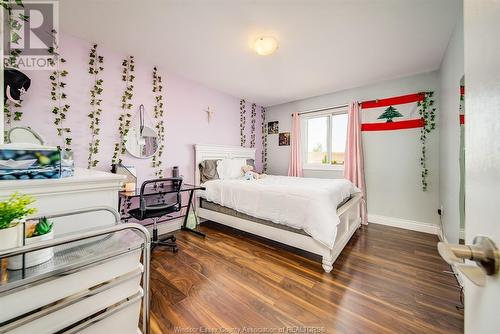 2264 Dandurand Boulevard, Windsor, ON - Indoor Photo Showing Bedroom