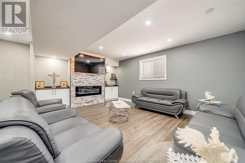 2264 Dandurand Boulevard, Windsor, ON - Indoor Photo Showing Living Room With Fireplace