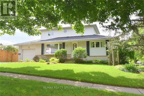 60 Kenwood Crescent, Guelph, ON - Outdoor