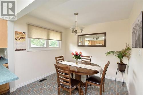 60 Kenwood Crescent, Guelph, ON - Indoor Photo Showing Dining Room