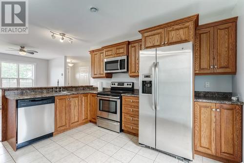 15 Parade Street, Bay Roberts, NL - Indoor Photo Showing Kitchen