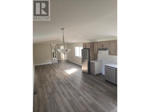 5756 Cook Crescent, Prince George, BC - Indoor Photo Showing Kitchen