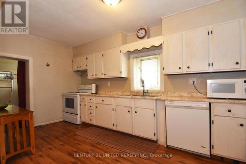 4240 Hwy 7, Asphodel-Norwood (Norwood), ON - Indoor Photo Showing Kitchen