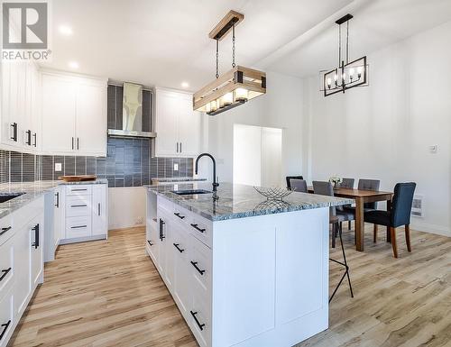 39 Lakeshore Dr, Echo Bay, Laird Twp, ON - Indoor Photo Showing Kitchen With Upgraded Kitchen