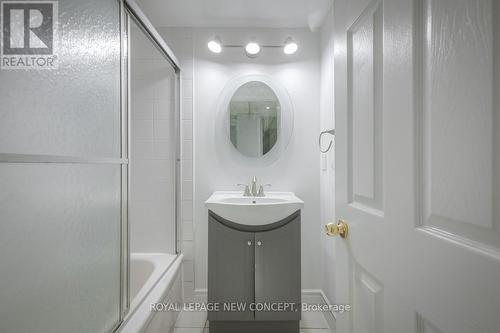 Bsmt - 258 Woodhall Road, Markham (Milliken Mills East), ON - Indoor Photo Showing Bathroom