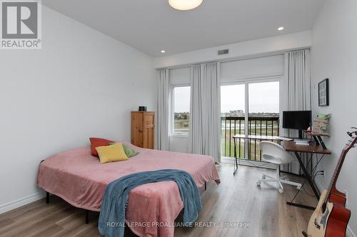 206 - 1005 Terra Verde Way, Kingston, ON - Indoor Photo Showing Bedroom