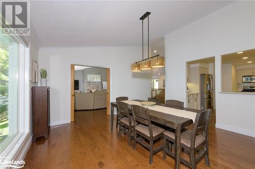 132 Gilwood Park Drive, Penetanguishene, ON - Indoor Photo Showing Dining Room