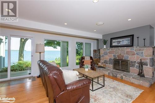 132 Gilwood Park Drive, Penetanguishene, ON - Indoor Photo Showing Living Room With Fireplace