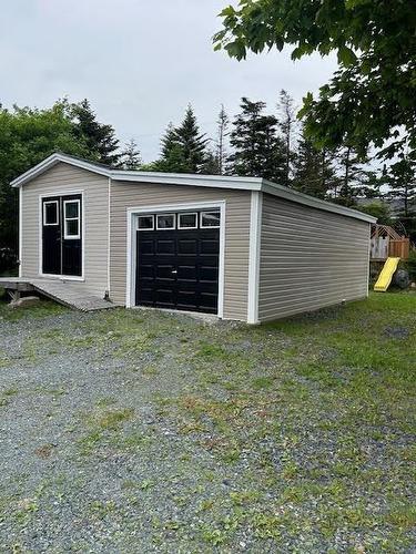 8 Irving Drive, Paradise, NL 