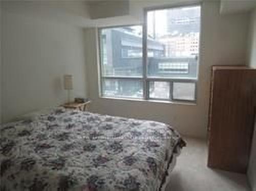 503-30 Grand Trunk Cres, Toronto, ON - Indoor Photo Showing Bedroom