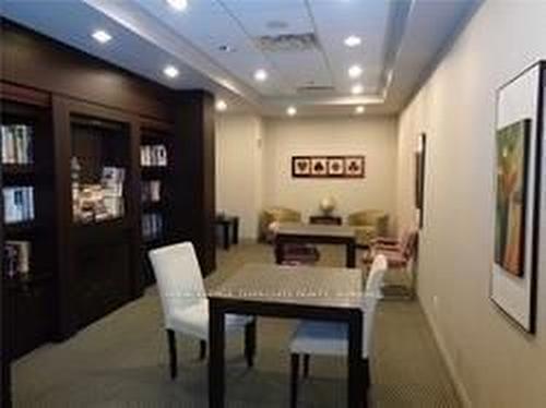 503-30 Grand Trunk Cres, Toronto, ON - Indoor