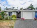 9-7570 Tetayut Rd, Central Saanich, BC 