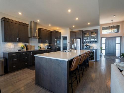 2182 Crosshill Drive, Kamloops, BC - Indoor Photo Showing Kitchen With Upgraded Kitchen