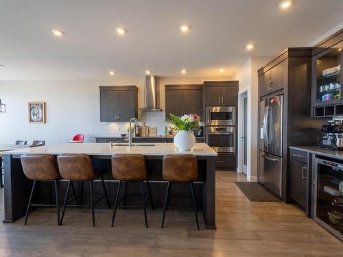 2182 Crosshill Drive, Kamloops, BC - Indoor Photo Showing Kitchen With Upgraded Kitchen