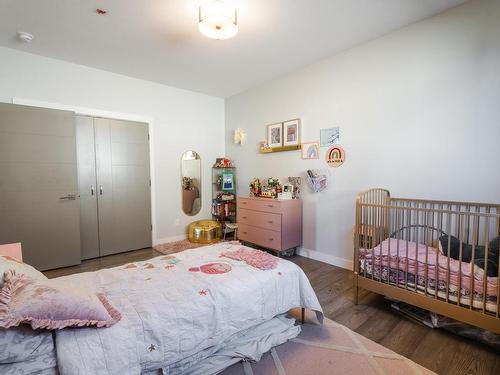 2182 Crosshill Drive, Kamloops, BC - Indoor Photo Showing Bedroom