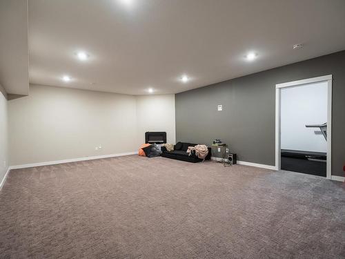 2182 Crosshill Drive, Kamloops, BC - Indoor Photo Showing Basement