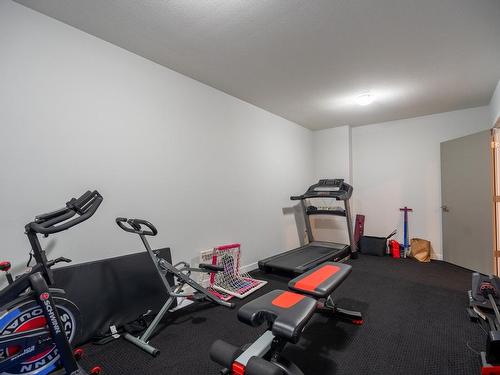 2182 Crosshill Drive, Kamloops, BC - Indoor Photo Showing Gym Room