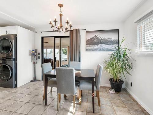 300 Cherry Ave, Kamloops, BC - Indoor Photo Showing Dining Room