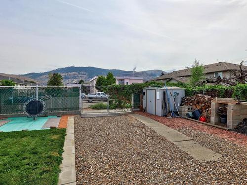 1885 Gellrich Ave, Kamloops, BC - Outdoor