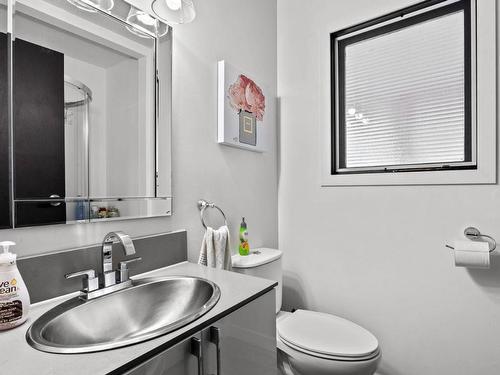 4853 Clearwater Valley Rd, Clearwater, BC - Indoor Photo Showing Bathroom