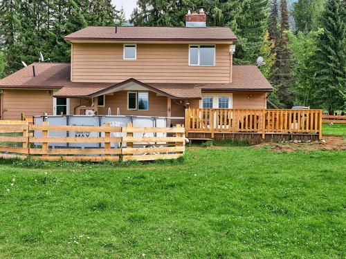 4853 Clearwater Valley Rd, Clearwater, BC - Outdoor With Deck Patio Veranda