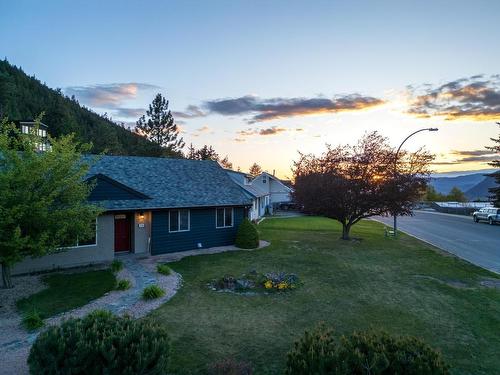 2599 Qu'Appelle Blvd, Kamloops, BC - Outdoor With View