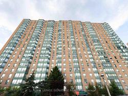 215-135 Hillcrest Ave  Mississauga, ON L5B 4B1