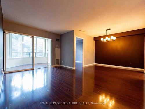 215-135 Hillcrest Ave, Mississauga, ON - Indoor Photo Showing Other Room