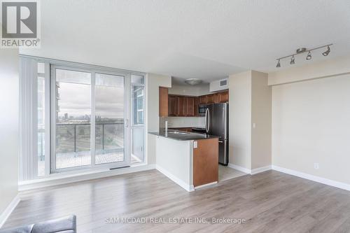 1810 - 215 Sherway Gardens Road, Toronto, ON - Indoor Photo Showing Kitchen