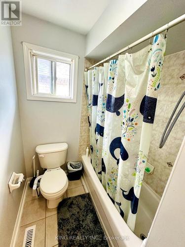 40 Starfish Court, Brampton (Sandringham-Wellington), ON - Indoor Photo Showing Bathroom