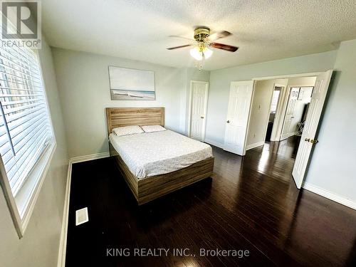 40 Starfish Court, Brampton (Sandringham-Wellington), ON - Indoor Photo Showing Bedroom