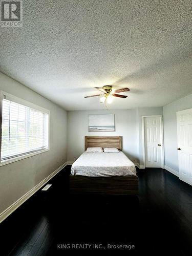 40 Starfish Court, Brampton (Sandringham-Wellington), ON - Indoor Photo Showing Bedroom