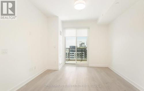 1117 - 3220 William Coltson Avenue, Oakville, ON - Indoor Photo Showing Other Room