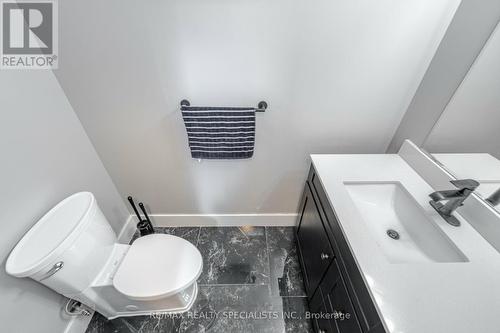 8A - 50 Howe Drive, Kitchener, ON - Indoor Photo Showing Bathroom