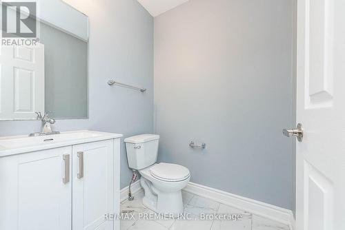 444 Remembrance Road, Brampton (Northwest Brampton), ON - Indoor Photo Showing Bathroom