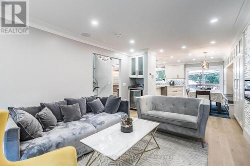 58 Comay Road, Toronto (Brookhaven-Amesbury), ON - Indoor Photo Showing Living Room