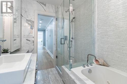 58 Comay Road, Toronto (Brookhaven-Amesbury), ON - Indoor Photo Showing Bathroom