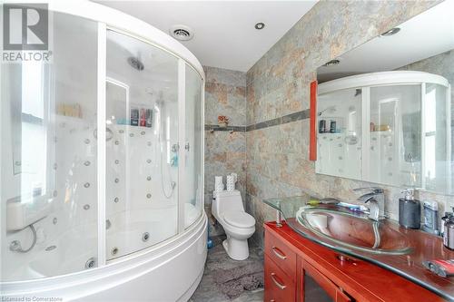 2065 Westfield Drive, Mississauga, ON - Indoor Photo Showing Bathroom