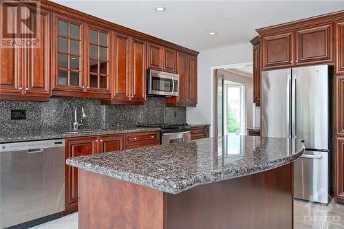 kitchen - 38 Knudson Drive, Ottawa, ON - Indoor Photo Showing Kitchen With Upgraded Kitchen