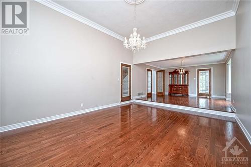 sunken living room - 38 Knudson Drive, Ottawa, ON - Indoor Photo Showing Other Room